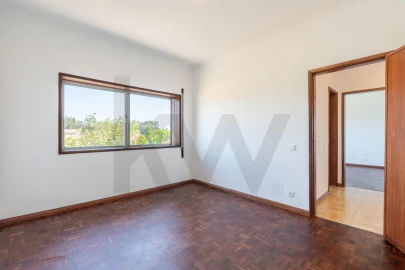 Moradia T4 para Venda em Esgueira