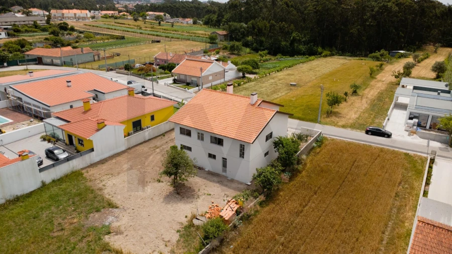 Moradia T4 para Venda em Esgueira Foto 57