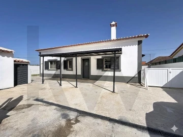 Moradia T3 para Venda em Alpiarça