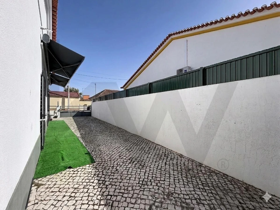 Moradia T3 para Venda em Alpiarça Foto 32