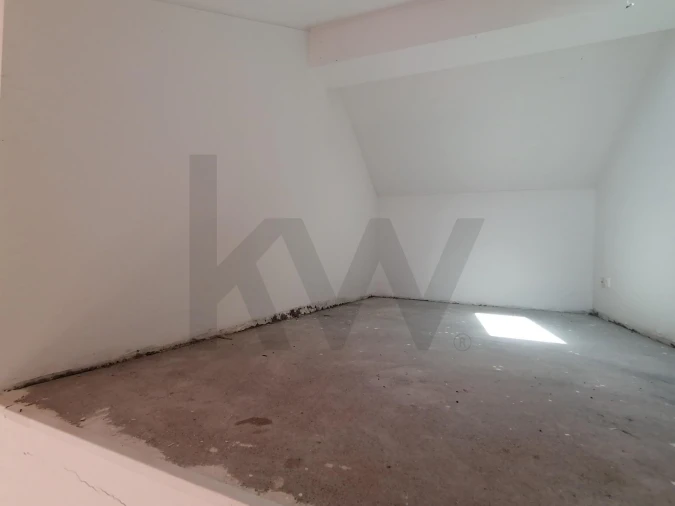 Apartamento T2 para Venda em Envendos Foto 24