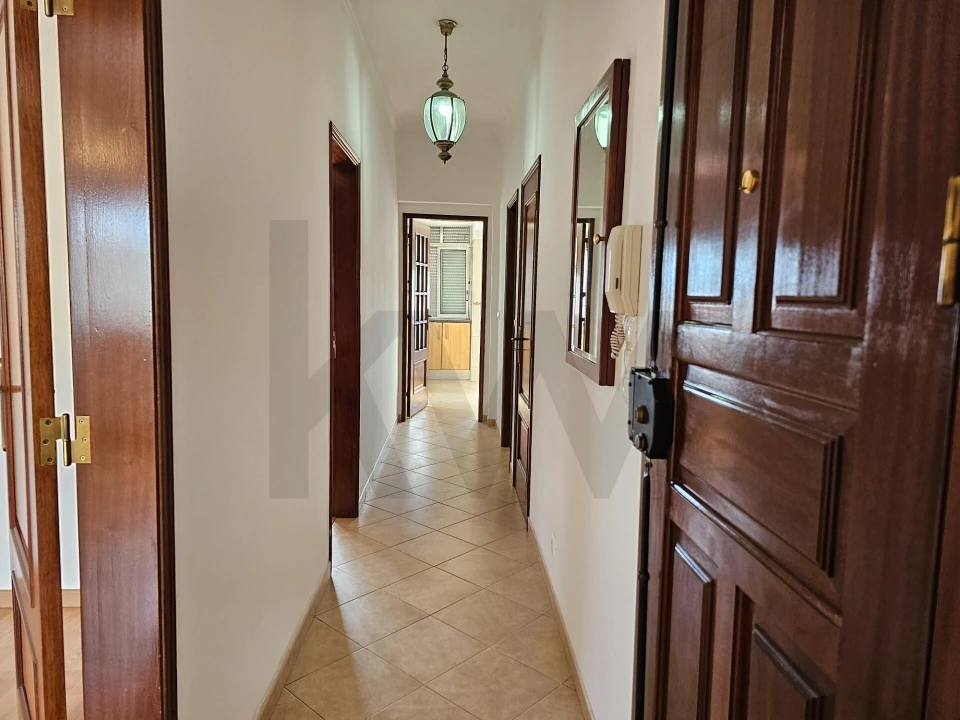 Apartamento T2 para Venda em Mina de Água Foto 11