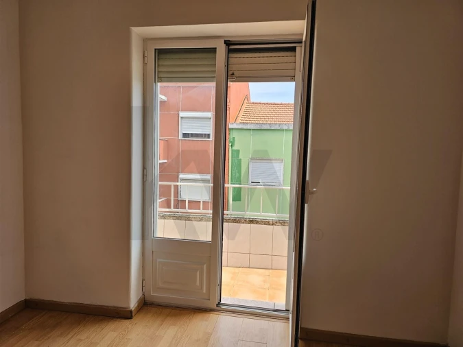 Apartamento T2 para Venda em Mina de Água Foto 5