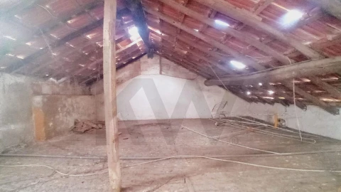 Moradia T2 para Venda em Alfarelos