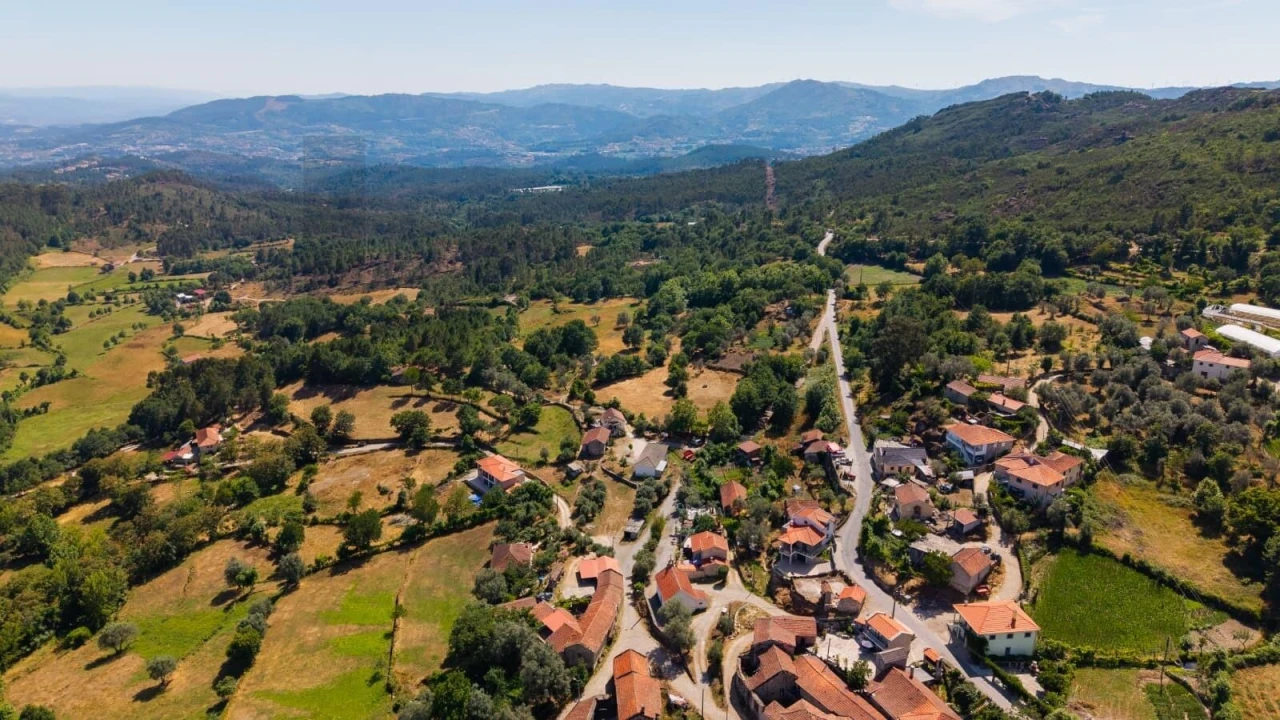 Terreno para Venda em Rio Douro Foto 8