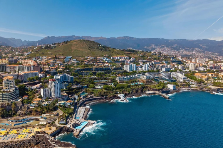 Apartamento T3 para Venda em São Martinho Foto 10