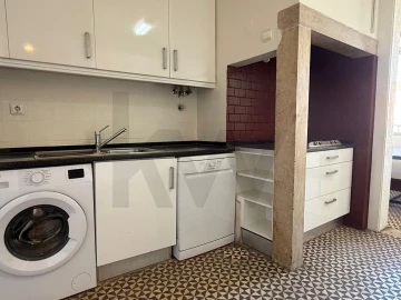 Apartamento T4 para Arrendamento em Campo de Ourique