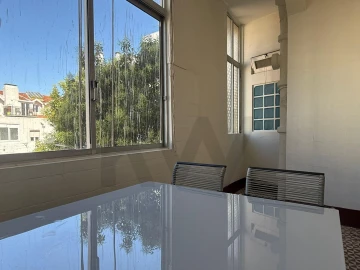Apartamento T4 para Arrendamento em Campo de Ourique