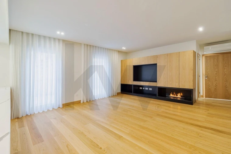 Apartamento T3 para Venda em União das Freguesias de Setúbal Foto 3