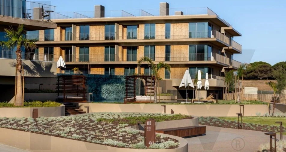 Apartamento T2 para Venda em Quarteira Foto 3