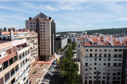Apartamento T5 para Venda em São Domingos de Benfica