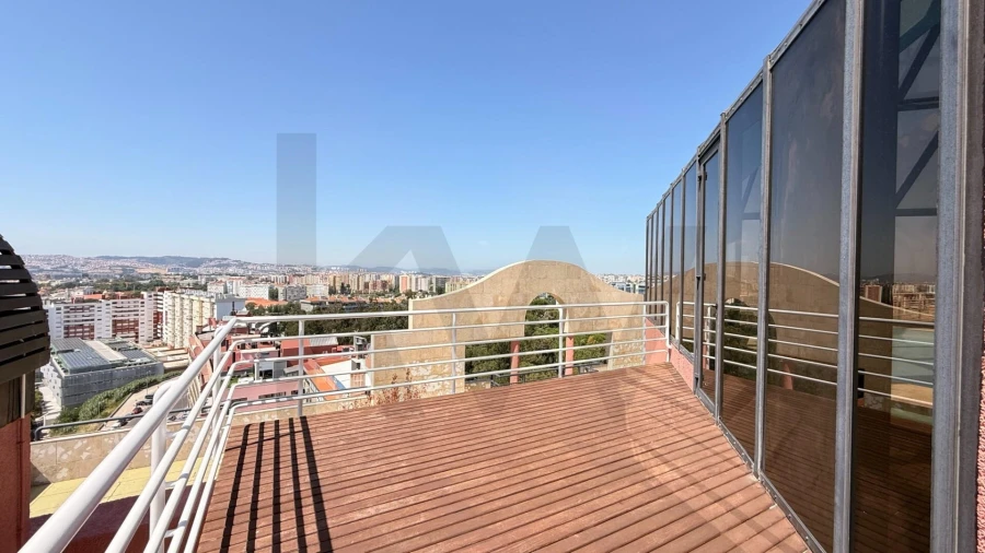 Apartamento T5 para Venda em São Domingos de Benfica Foto 28