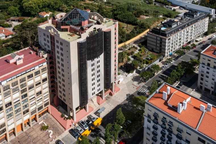 Apartamento T5 para Venda em São Domingos de Benfica Foto 29