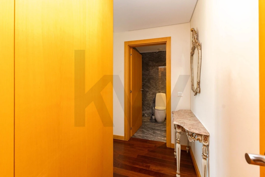 Apartamento T3 para Venda em Lordelo do Ouro e Massarelos Foto 19