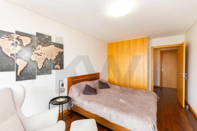 Apartamento T3 para Venda em Lordelo do Ouro e Massarelos
