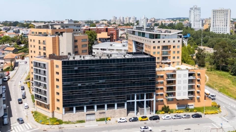 Apartamento T3 para Venda em Lordelo do Ouro e Massarelos