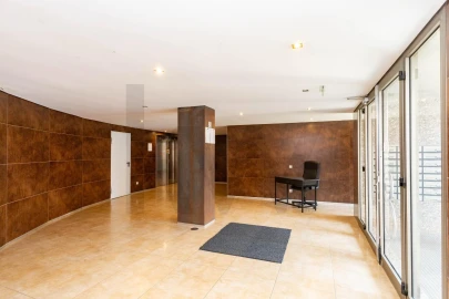Apartamento T3 para Venda em Lordelo do Ouro e Massarelos