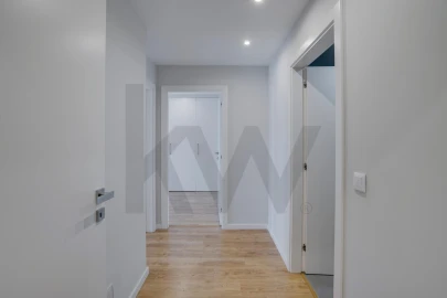 Apartamento T2 para Venda em Carnaxide e Queijas