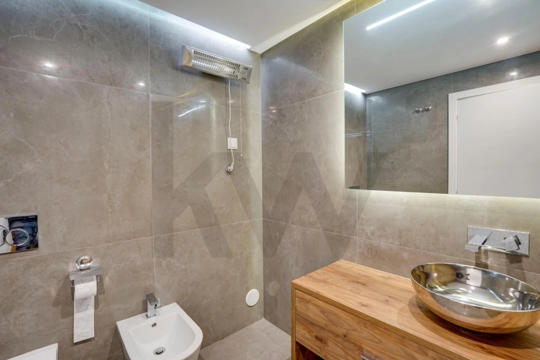 Apartamento T2 para Venda em Carnaxide e Queijas Foto 19