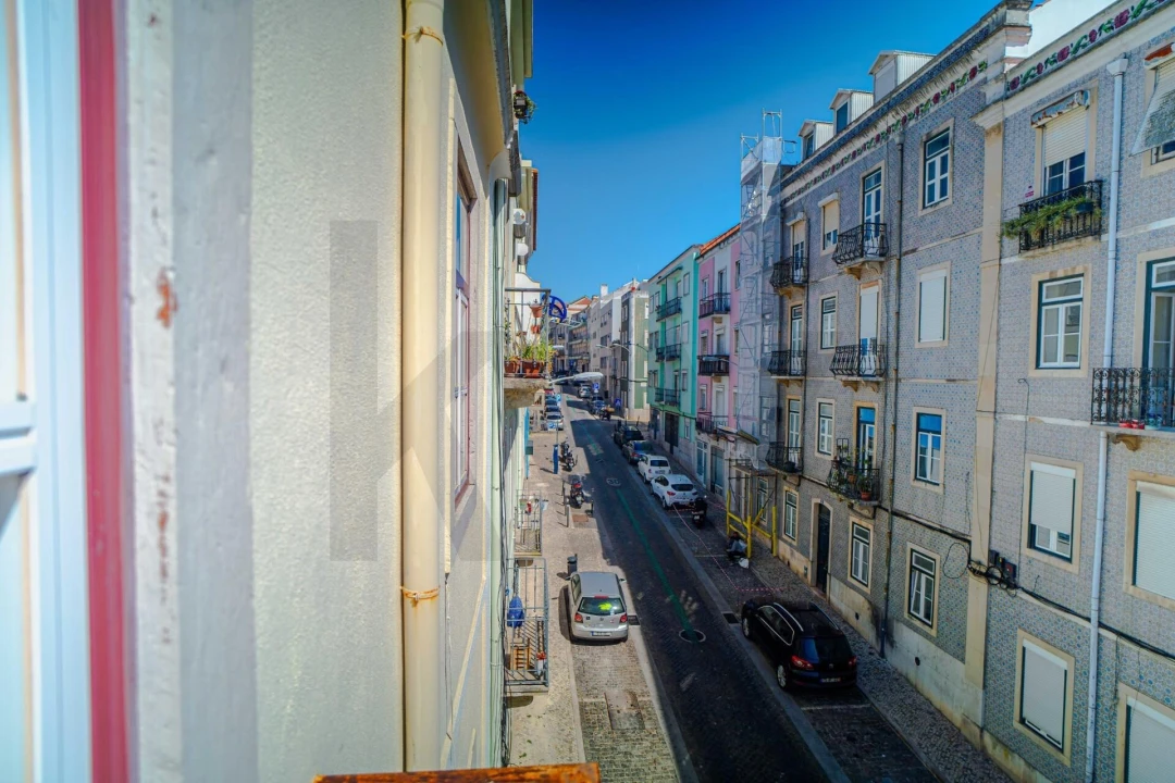 Apartamento T2 para Venda em Campolide Foto 26
