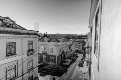Apartamento T2 para Venda em Campolide