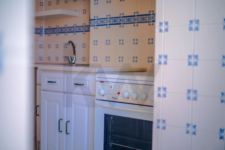 Apartamento T2 para Venda em Campolide Foto 12