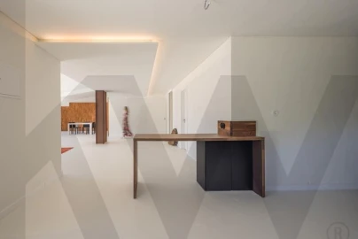 Moradia T5 para Venda em Sesimbra (Castelo)