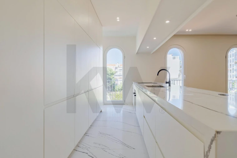 Apartamento T3 para Venda em União das Freguesias de Setúbal Foto 3