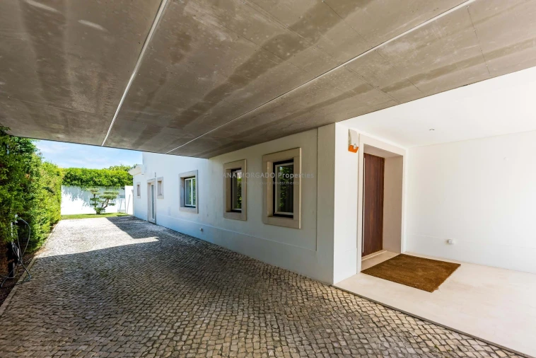 Moradia T6 para Venda em Agualva e Mira-Sintra Foto 5