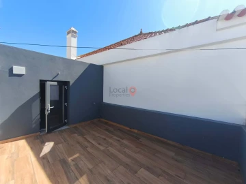 Moradia T2 para Venda em Lagos (São Sebastião e Santa Maria)