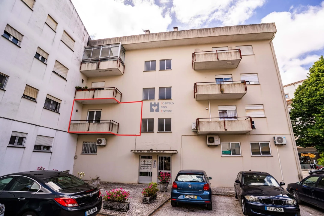 Apartamento T2 para Venda em Fatima Foto 1