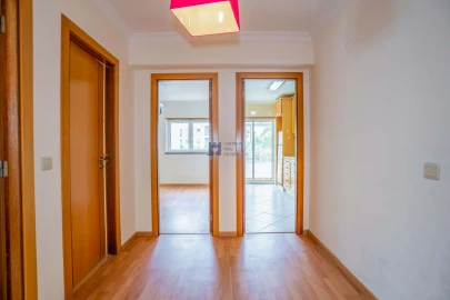 Apartamento T2 para Venda em Fatima