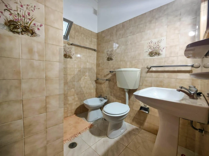 Moradia T3 para Venda em Alvor Foto 16