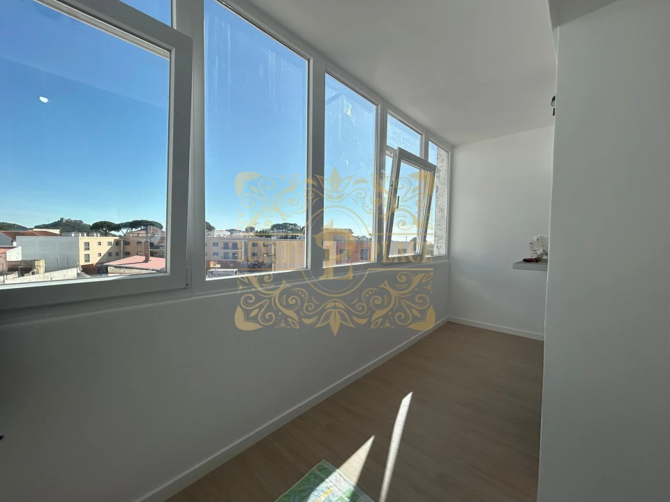 Apartamento T1 para Venda em Sesimbra (Castelo) Foto 4