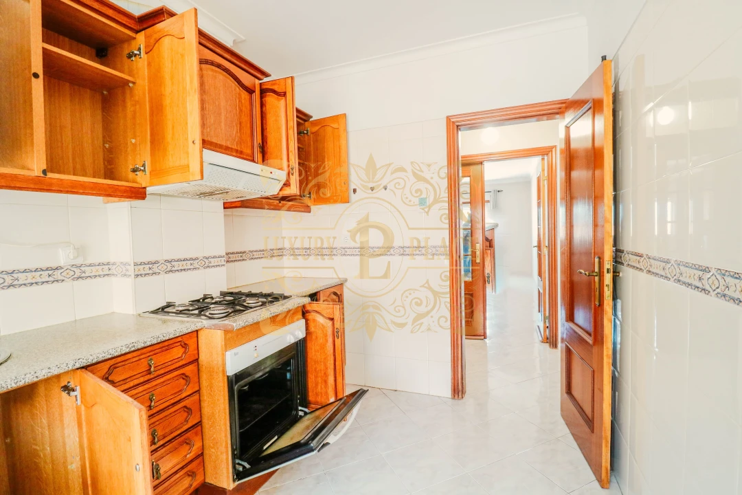 Apartamento T2 para Venda em Quinta do Conde Foto 11