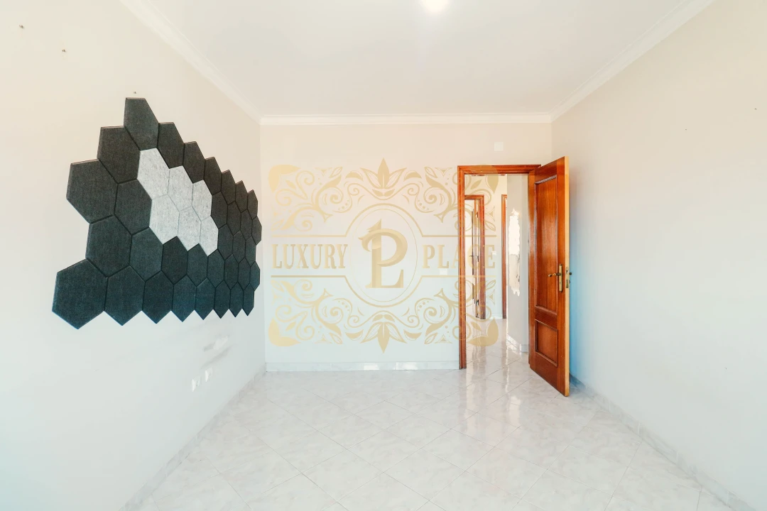 Apartamento T2 para Venda em Quinta do Conde Foto 17