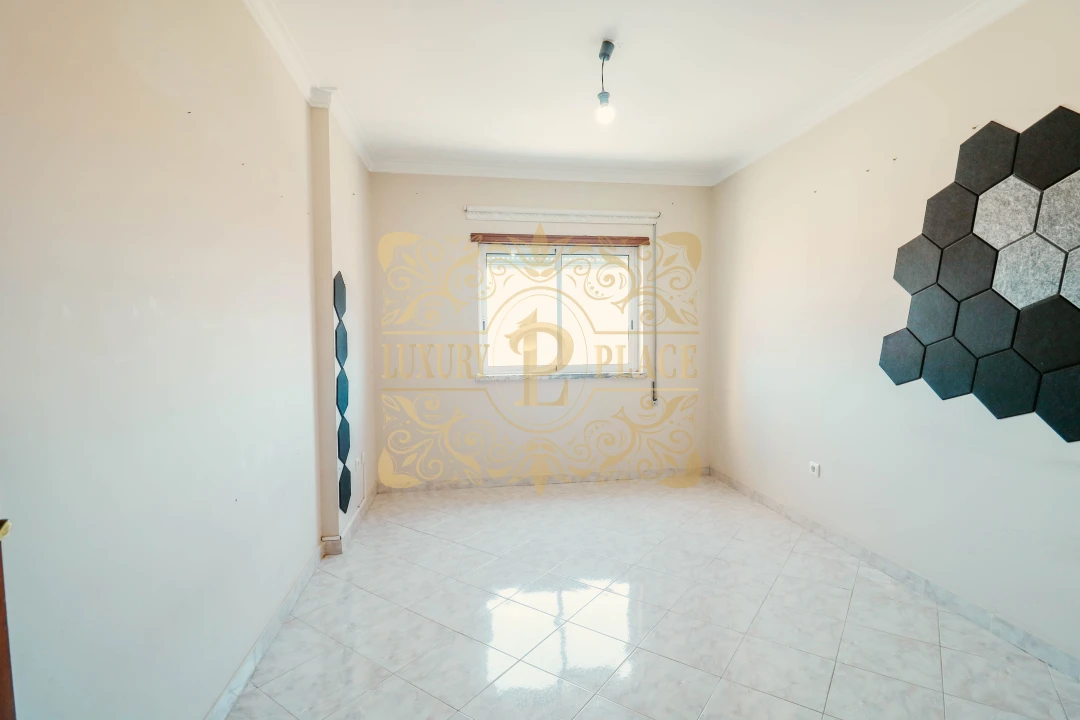 Apartamento T2 para Venda em Quinta do Conde Foto 15