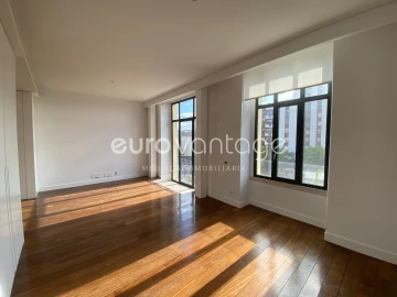Apartamento T1 para Venda em Leiria, Pousos, Barreira e Cortes