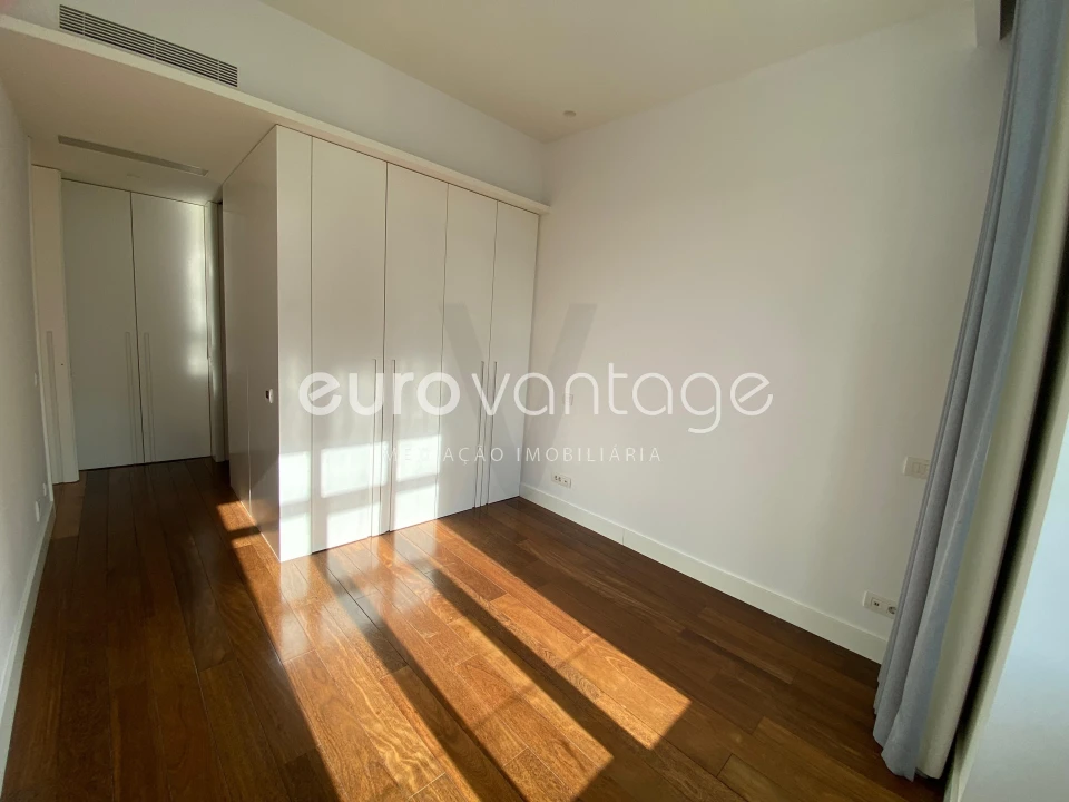 Apartamento T1 para Venda em Leiria, Pousos, Barreira e Cortes Foto 14