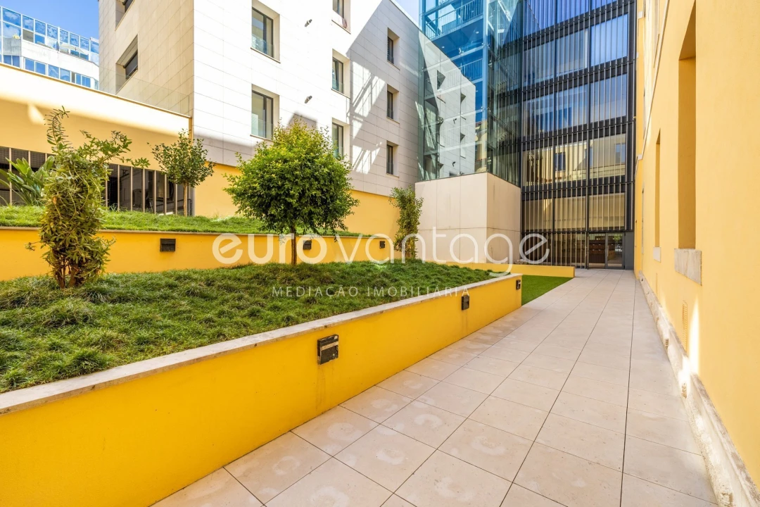 Apartamento T1 para Venda em Leiria, Pousos, Barreira e Cortes Foto 19