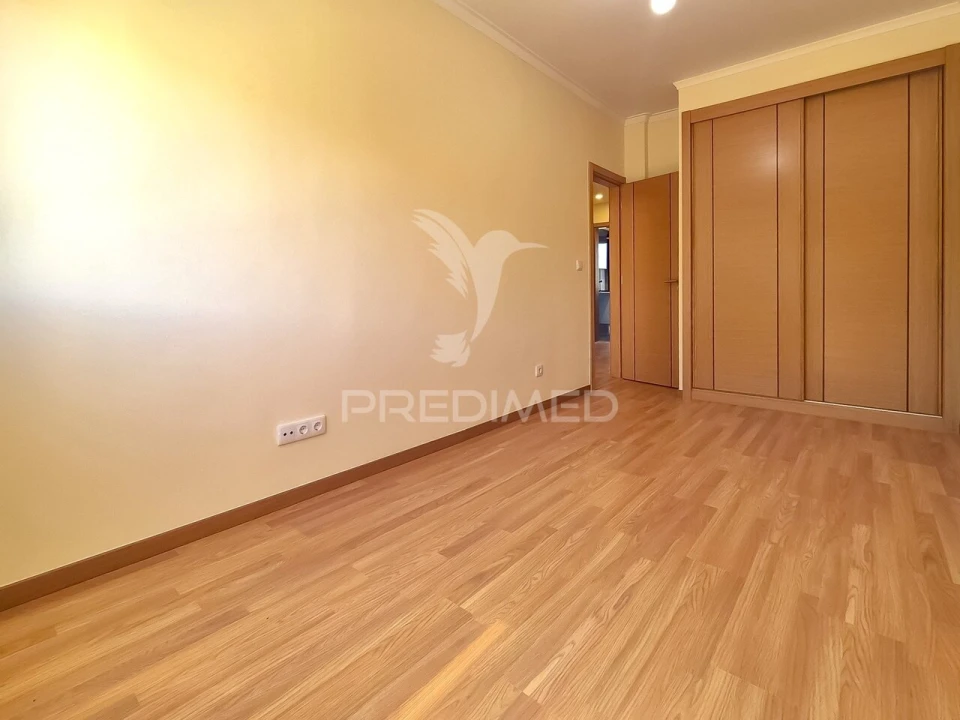Apartamento T2 para Venda em Águas Livres Foto 20