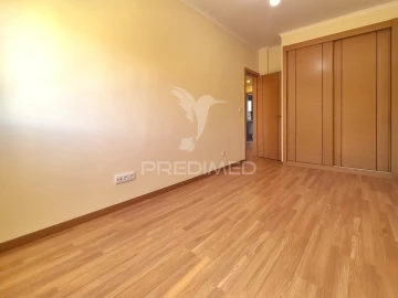 Apartamento T2 para Venda em Águas Livres