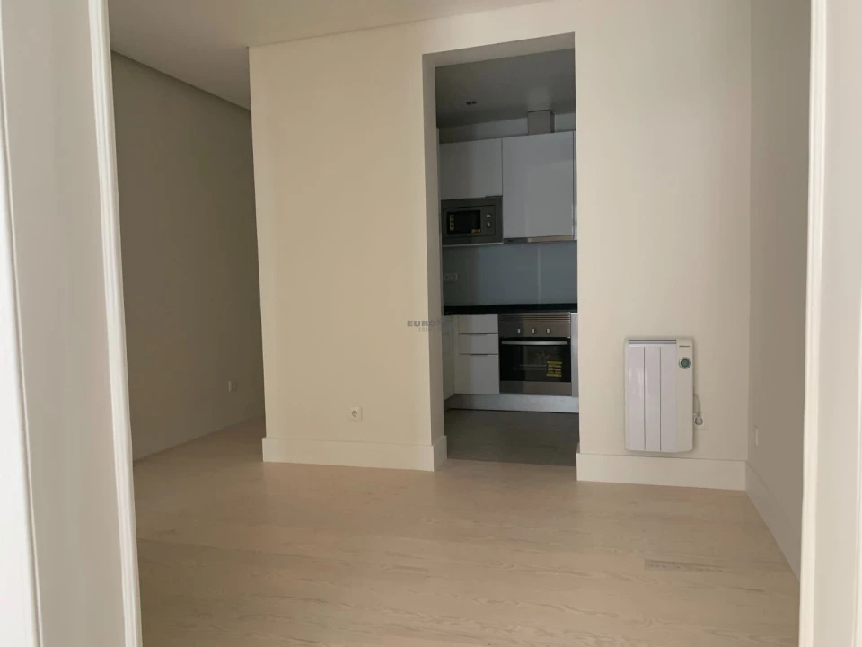 Apartamento T1 para Arrendamento em Estrela Foto 5
