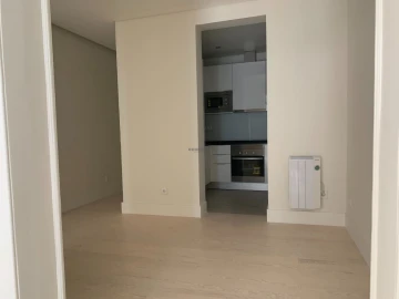 Apartamento T1 para Arrendamento em Estrela