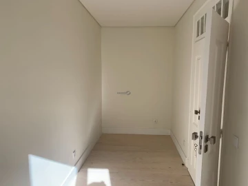 Apartamento T1 para Arrendamento em Estrela