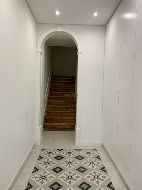 Apartamento T1 para Arrendamento em Estrela