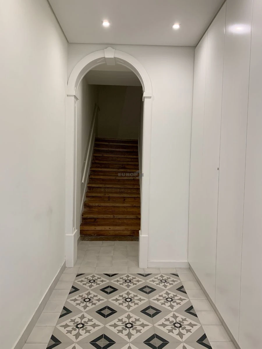 Apartamento T1 para Arrendamento em Estrela Foto 16