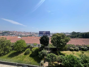 Apartamento T3 para Venda em Santa Marinha e São Pedro da Afurada