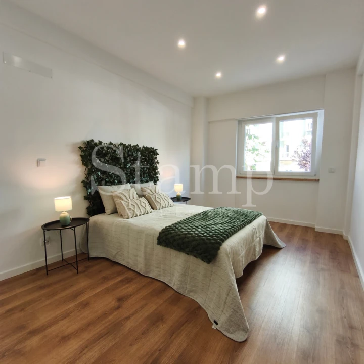Apartamento T2 para Venda em Benfica Foto 15