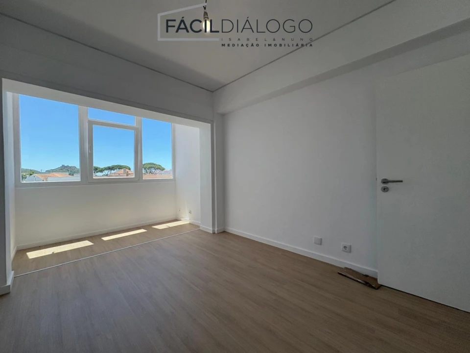 Apartamento T1 para Venda em Sesimbra (Castelo) Foto 6
